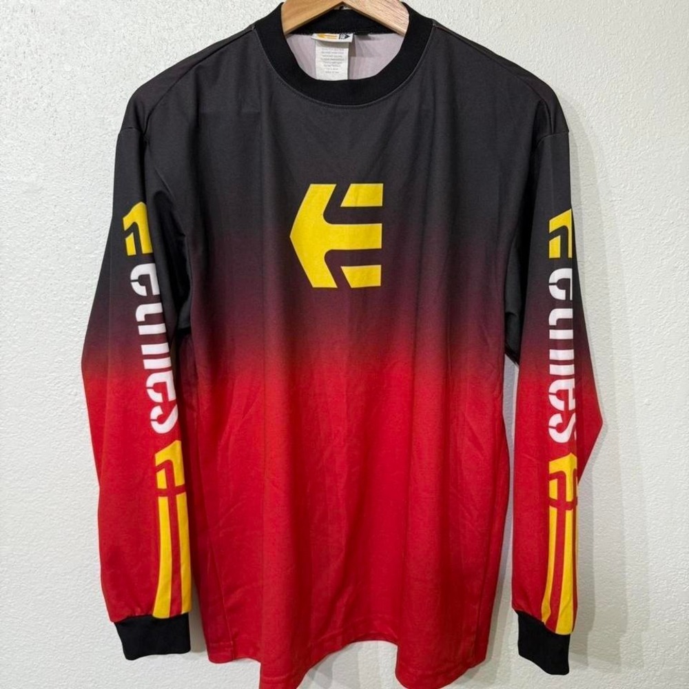Etnies long sleeve jersey